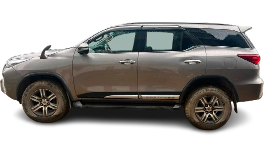 Used Toyota Fortuner 4x2 AT 2017 — Delhi (…9938)
