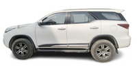 Used Toyota Fortuner 4X2 AT 2017 — Delhi