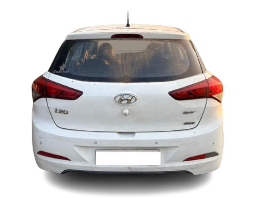 Used Hyundai i20 Sportz 2015 — Delhi