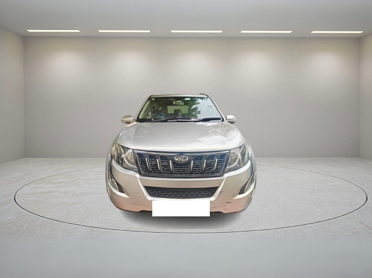 MAHINDRA XUV500 R 1.99 FWD W10 2016