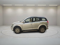 MAHINDRA XUV500 R 1.99 FWD W10 2016