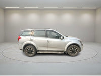 MAHINDRA XUV 500 FWD W11 AT 2018