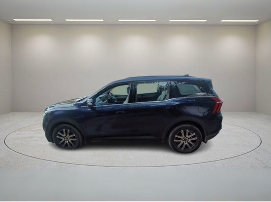 MAHINDRA XUV700 AX7 PET AT 2022