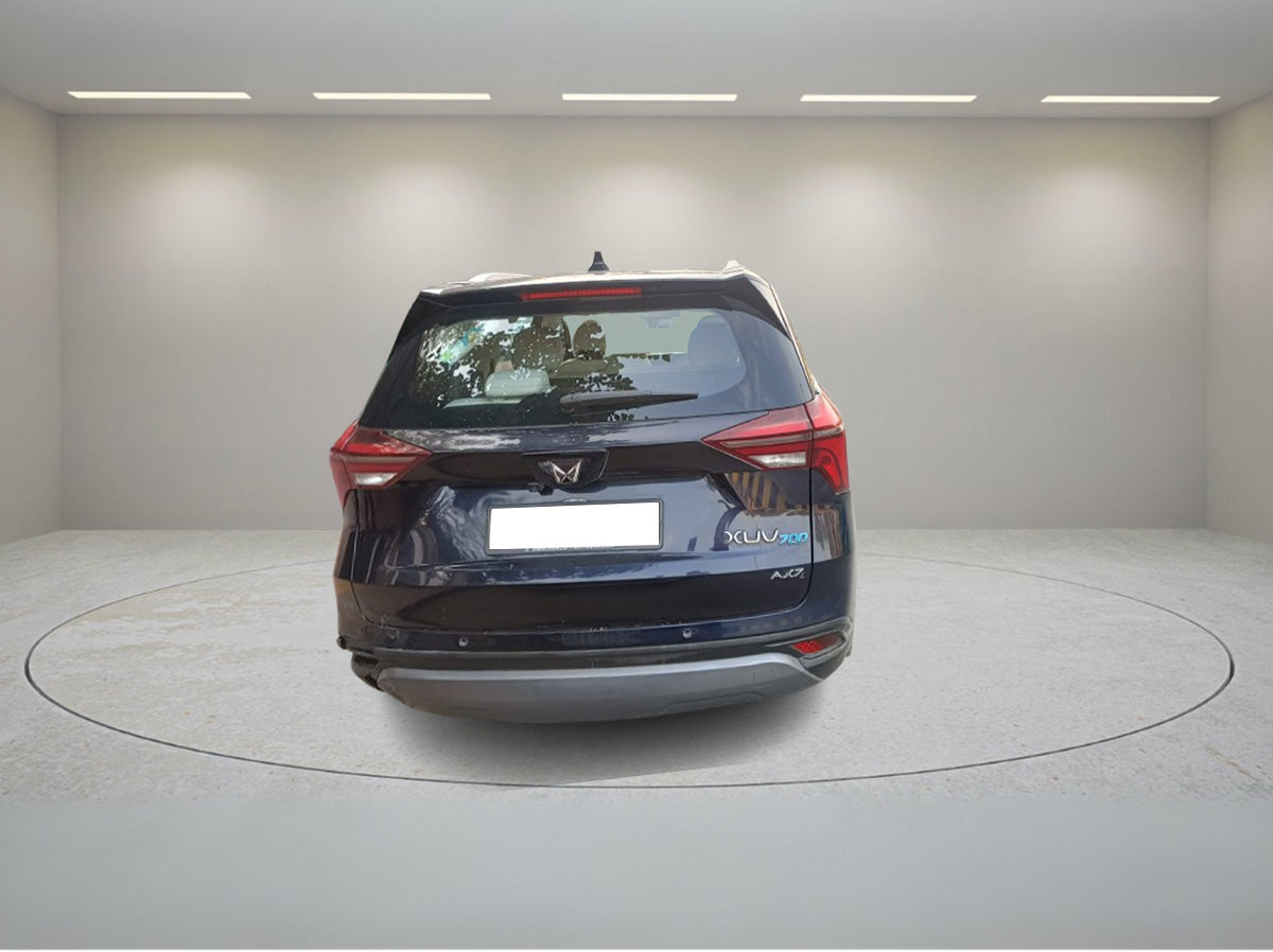 MAHINDRA XUV700 AX7 PET AT 2022