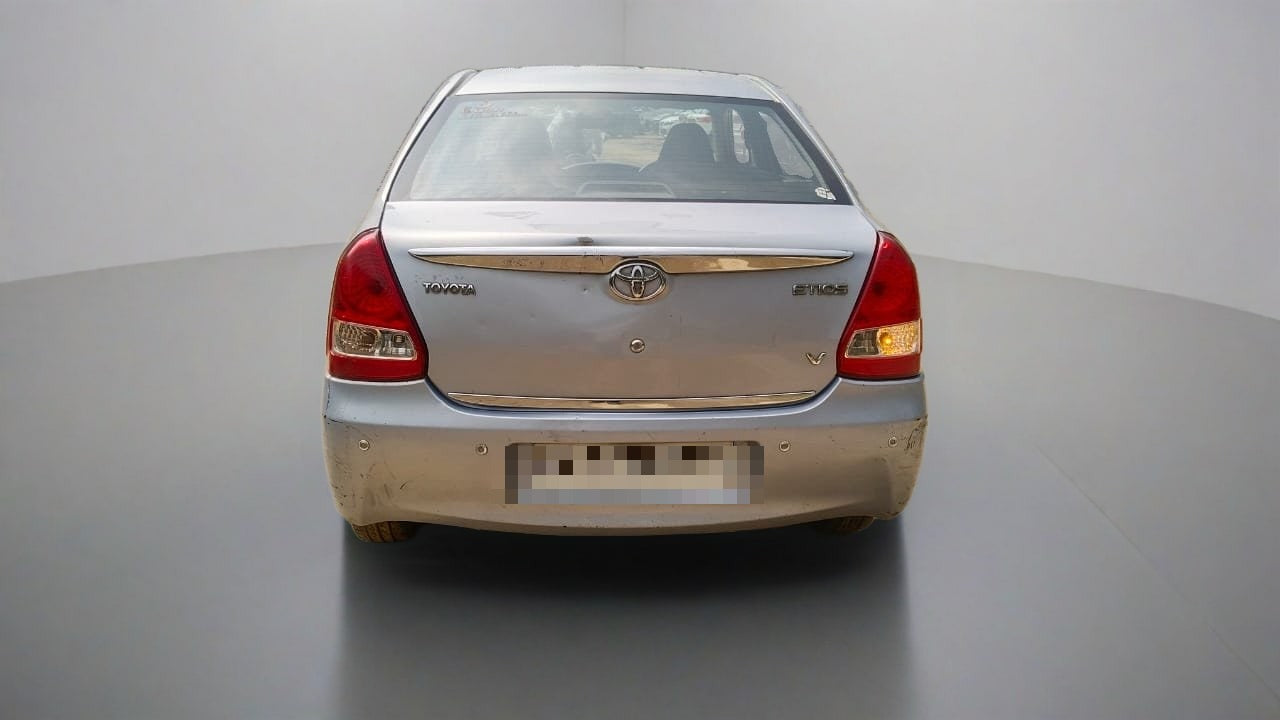 Used Toyota Etios V 2012 — Delhi