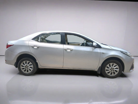 Used Toyota Corolla Altis 1.8 G CVT 2019 — Delhi