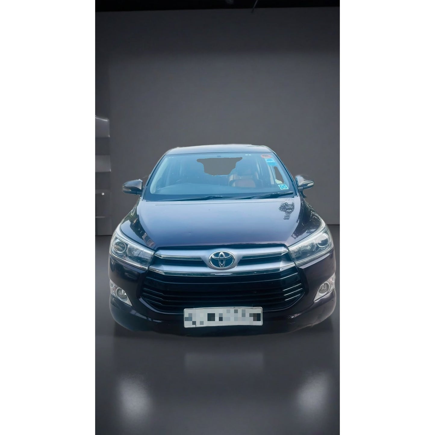 Used Toyota Innova Crysta 2.7 Z AT 2017 — Delhi (…2329)