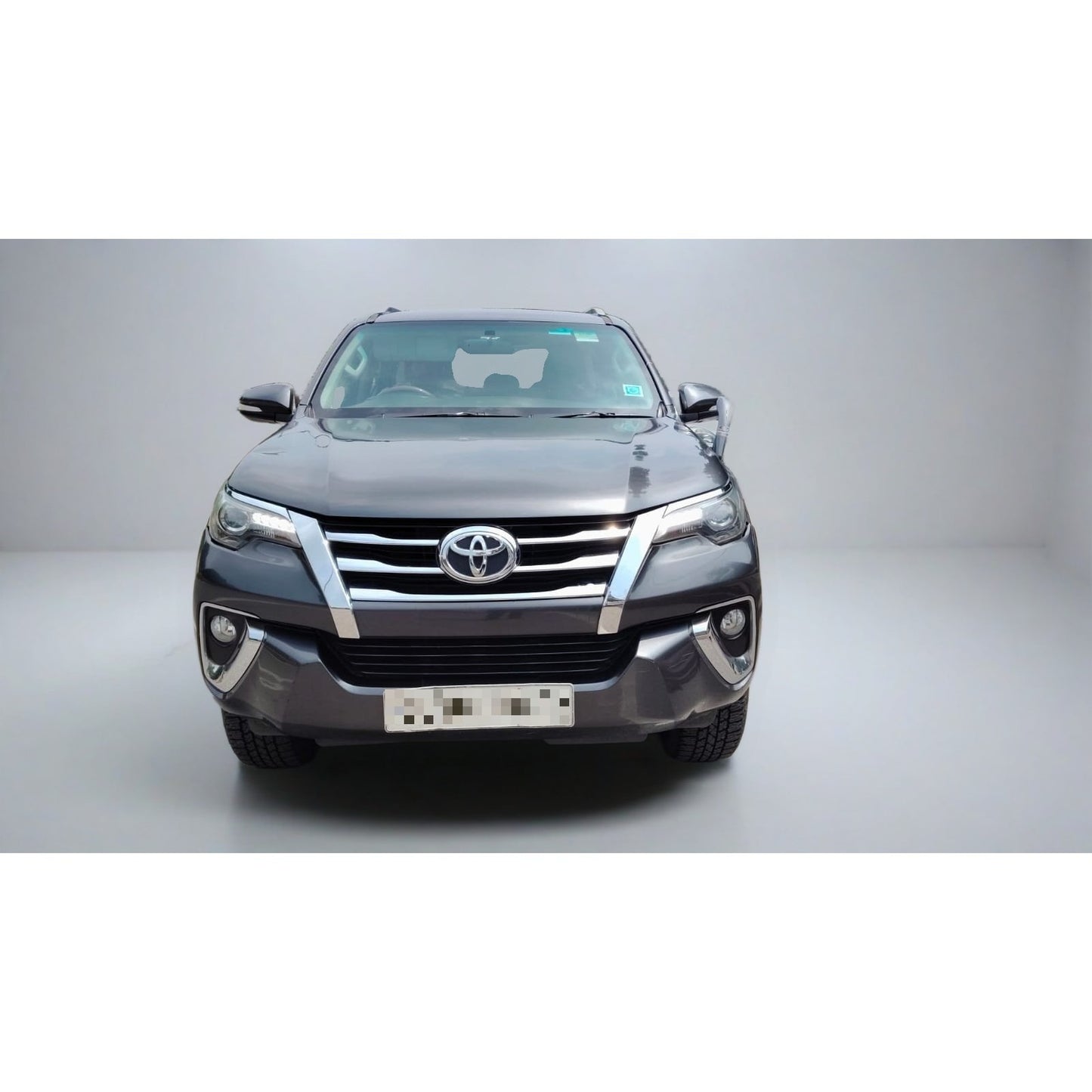 Used Toyota Fortuner 4x2 AT 2017 — Delhi (…0682)