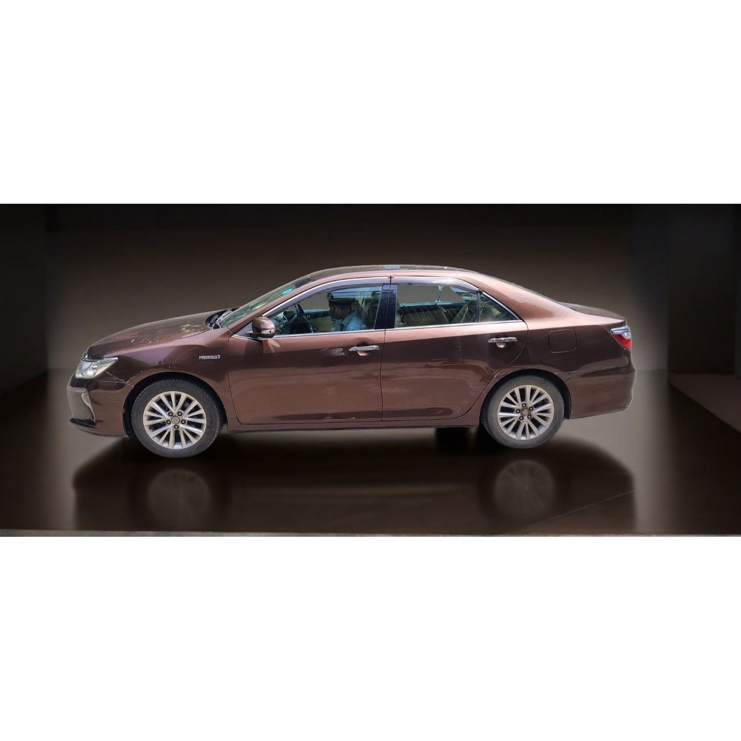 Used Toyota Camry Hybrid 2016 — Delhi (…4656)