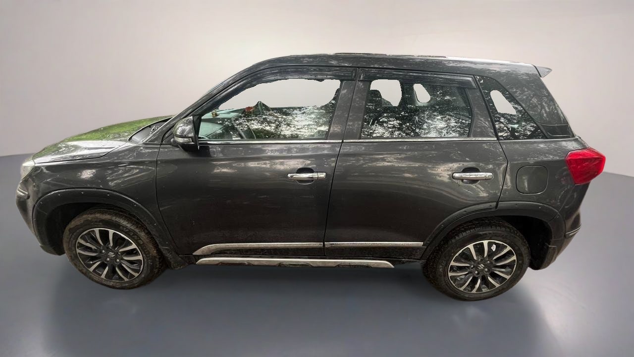 Used Maruti Brezza LXi 2021 — Delhi