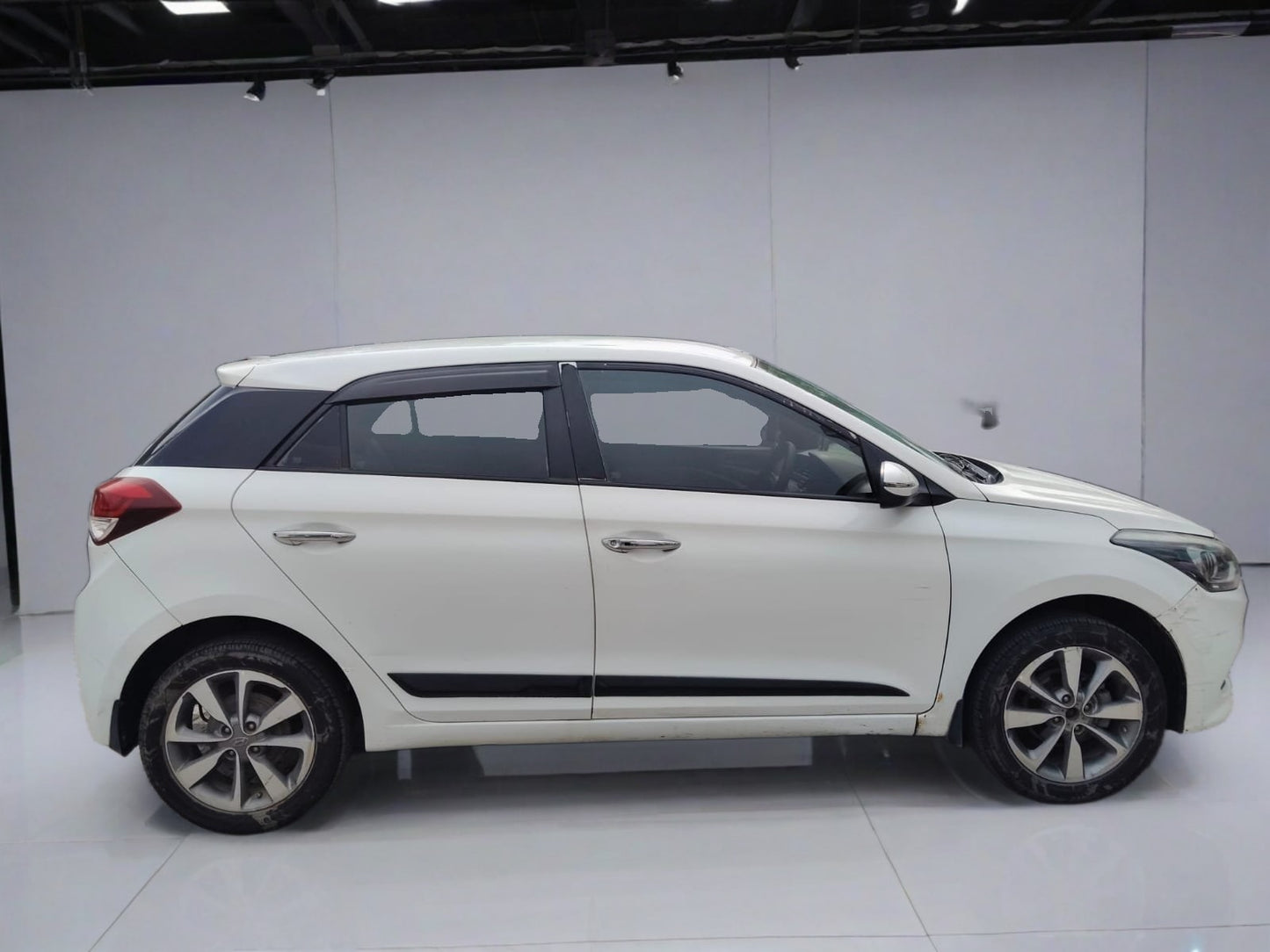 Used Hyundai i20 Asta (O) CRDi 2018 — Delhi