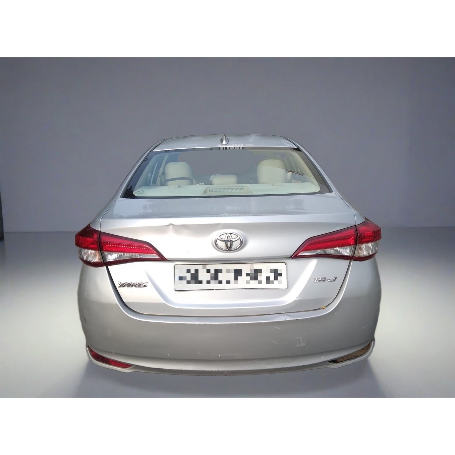 Used Toyota Yaris 1.5 J CVT 2018 — Delhi