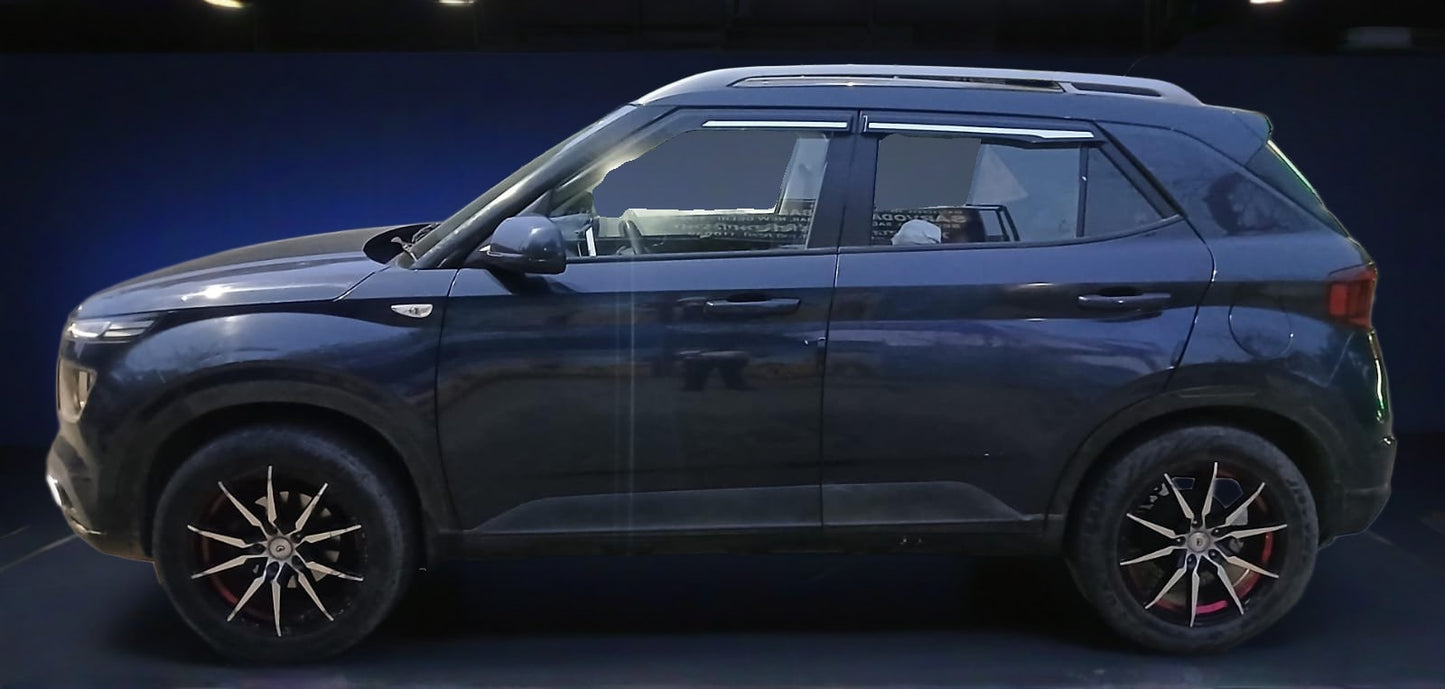 Used Hyundai Venue 1.2 Kappa MT S 2021 — Delhi