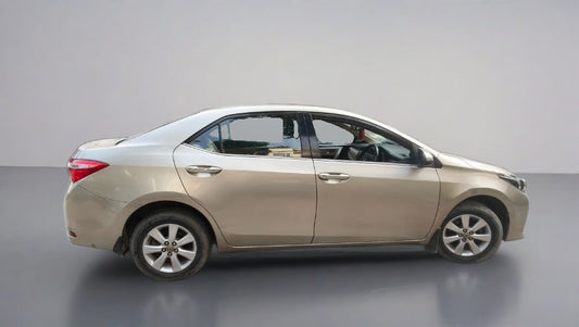 Used Toyota Corolla Altis 1.8 G 2015 — Delhi