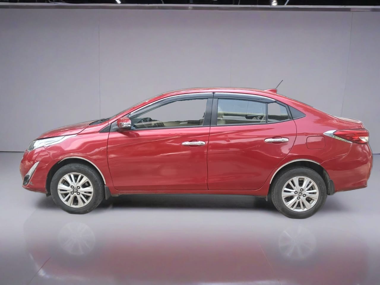 Used Toyota Yaris 1.5 VX CVT 2018 — Delhi