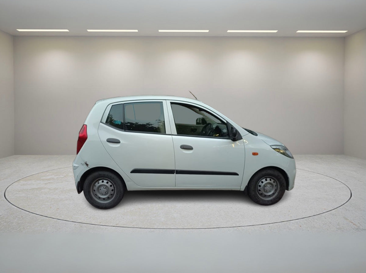 HYUNDAI I10 ERA 2013