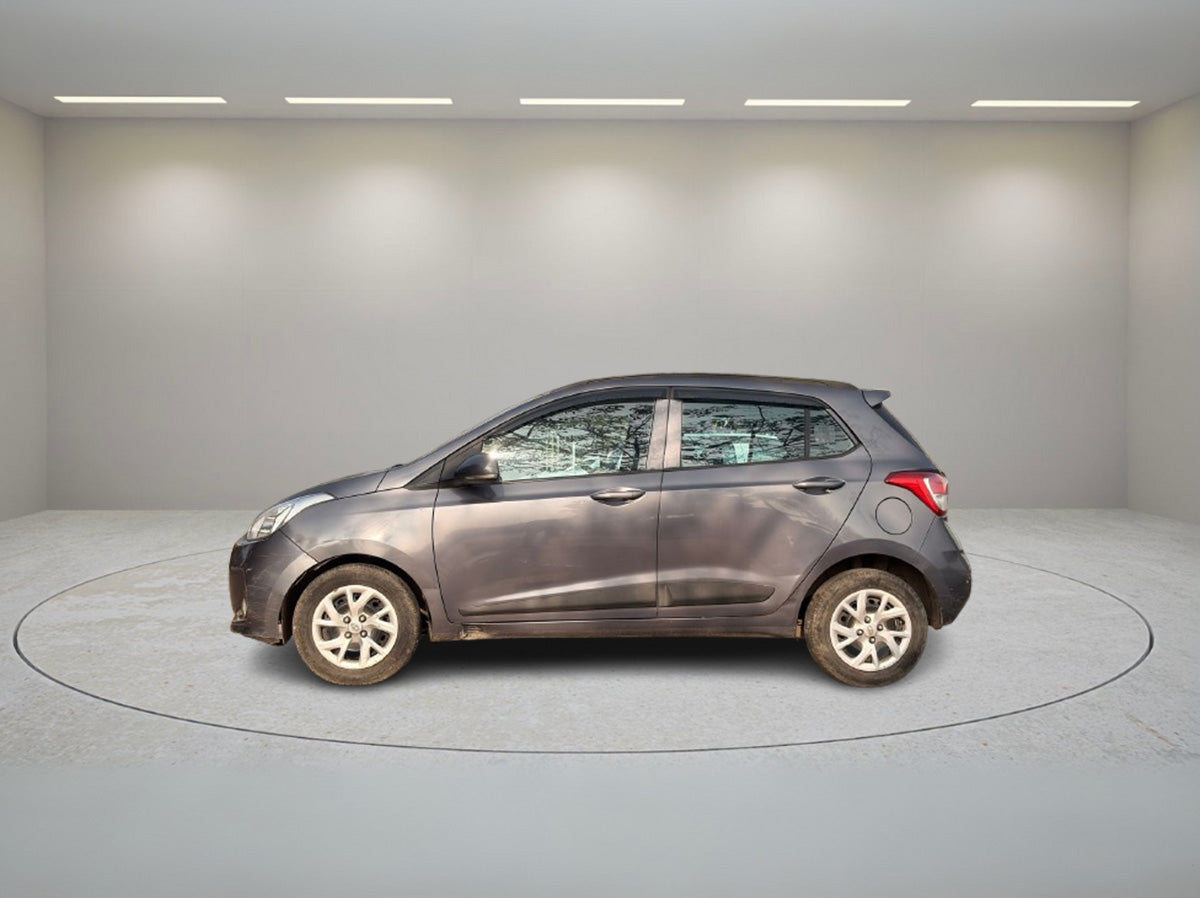 HYUNDAI GRAND I10 SPORTZ 1.2 2019