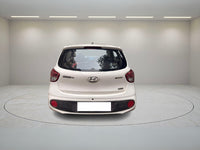 HYUNDAI GRAND I10 SPORTZ 1.2 2017