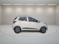 HYUNDAI GRAND I10 SPORTZ 2016
