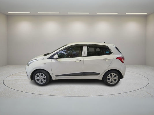 HYUNDAI GRAND I10 MAGNA 2016