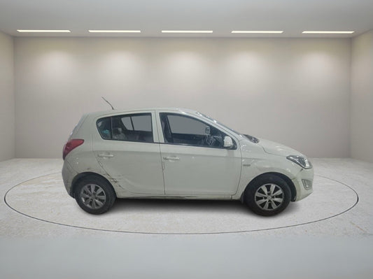 HYUNDAI I20 SPORTZ 2012